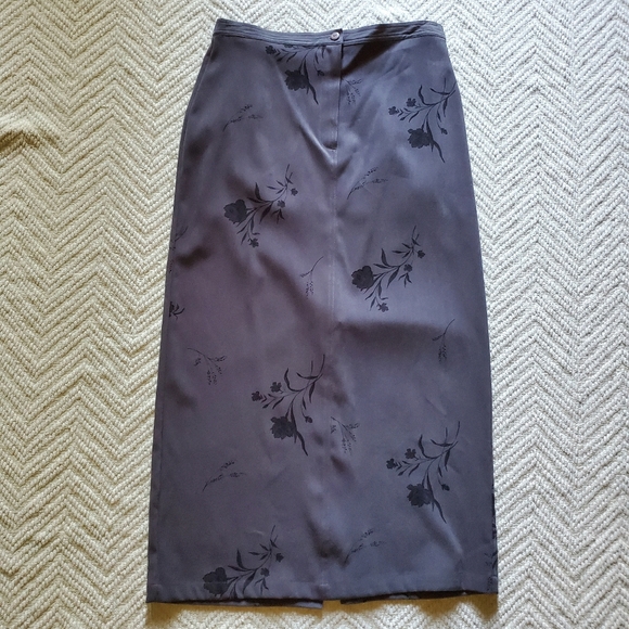 LAST CHANCE Vintage Norton McNaughton Grey Floral Maxi Skirt - Picture 4 of 13